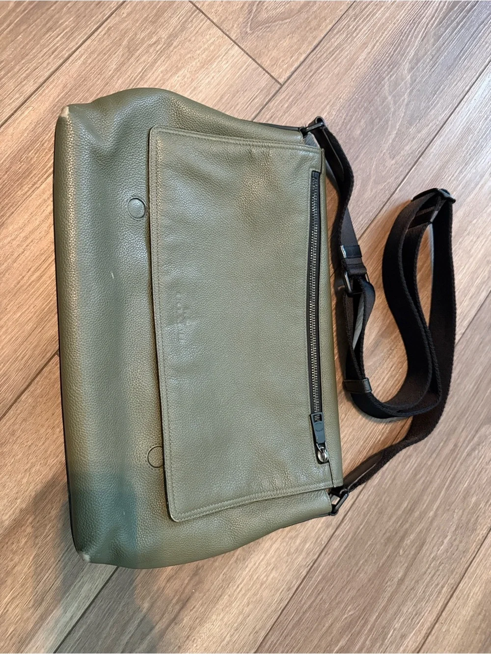 Coach classic leather